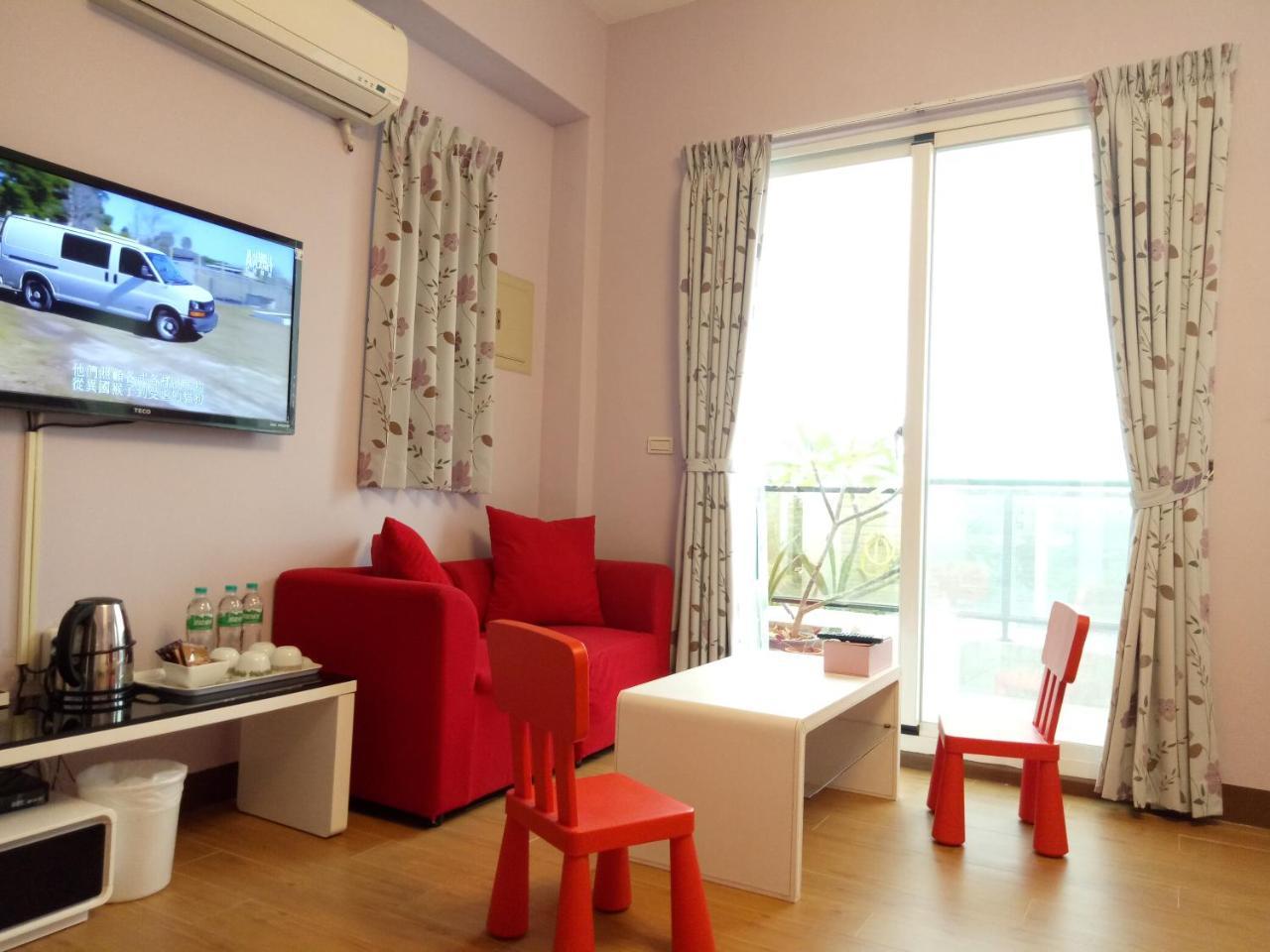 Sunny Sun B&B Taitung Bagian luar foto
