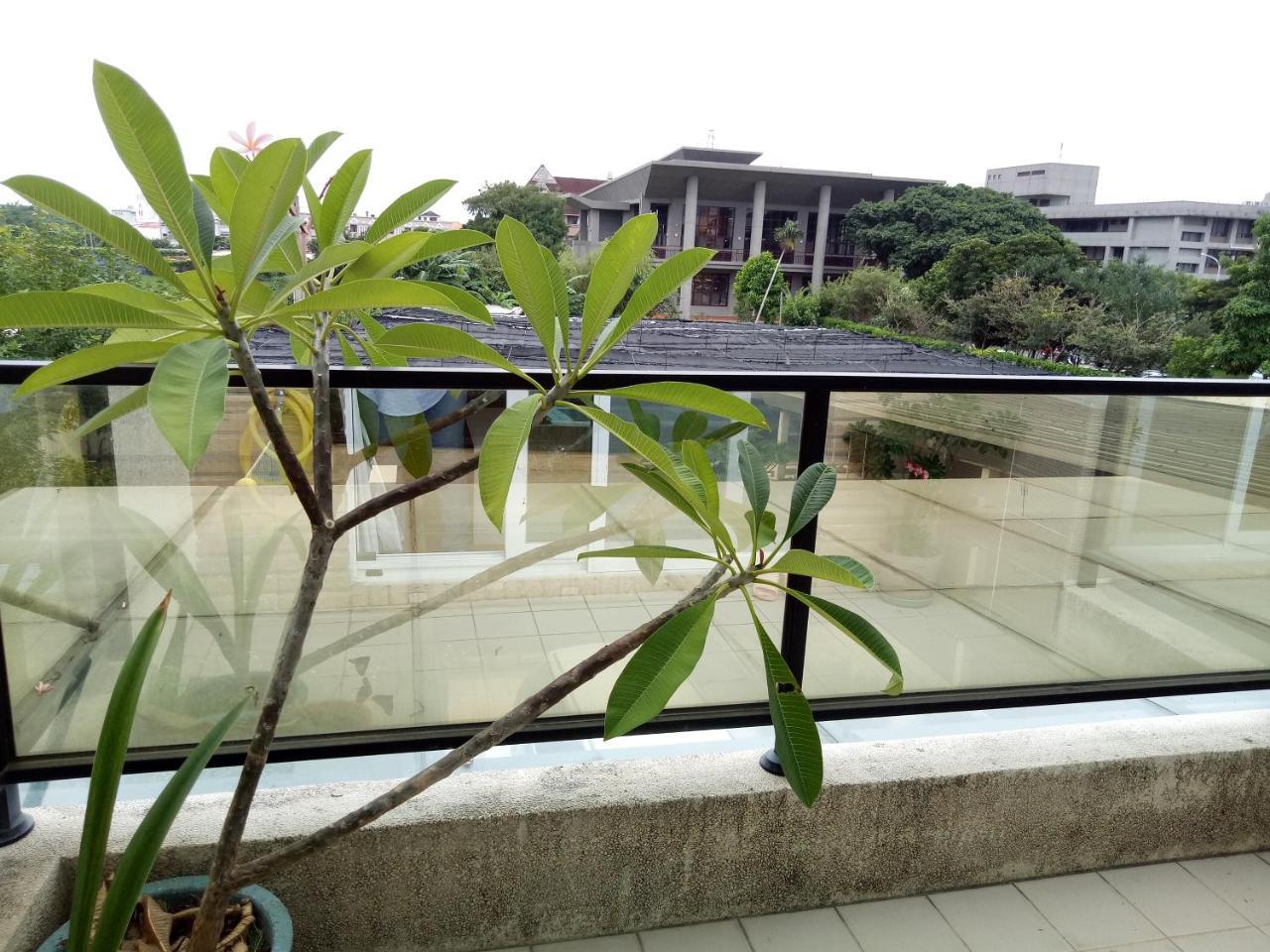Sunny Sun B&B Taitung Bagian luar foto